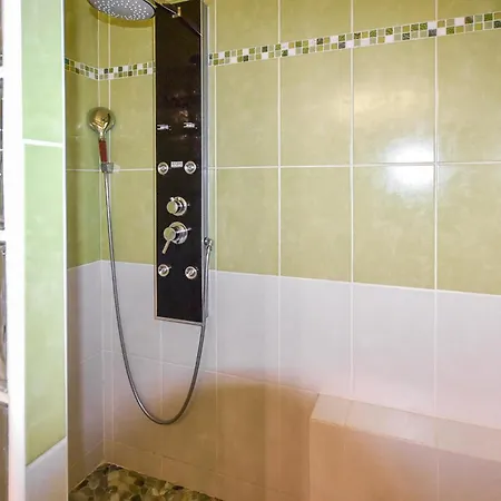 Maison Avec Piscine Privative Mondragon